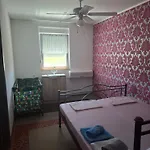 Neiras Apartament *