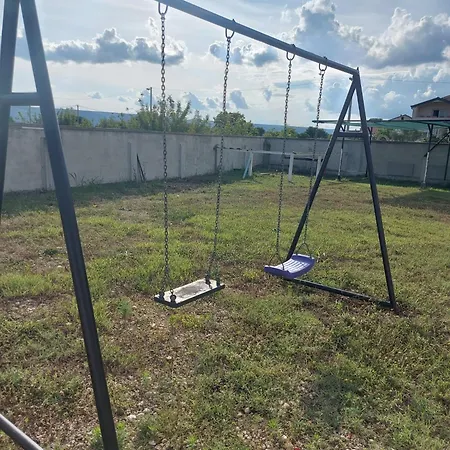 Apartman Neiras *